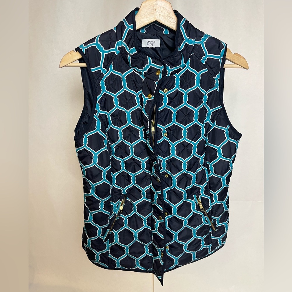 Crown & Ivy Quilted Vest